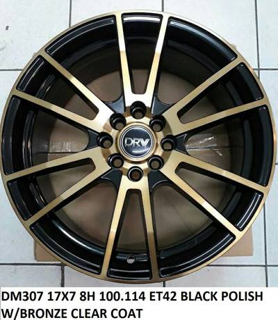 mags 17 inch 7 width 8 holes gold black